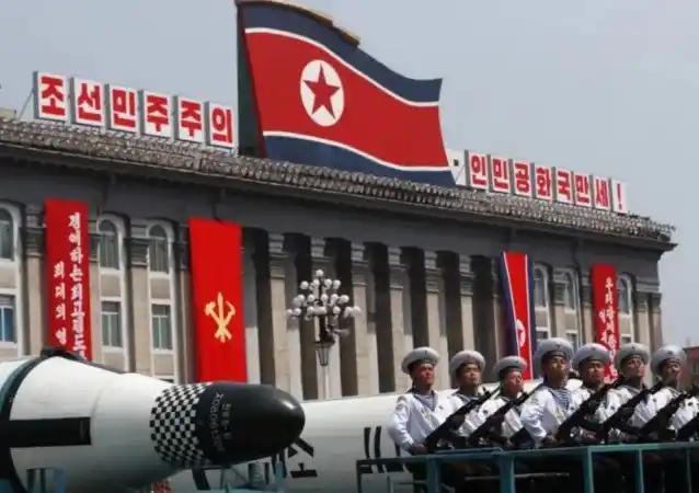 Korea Utara menggelar para militer besar-besaran di Pyongyang pada 15 April yang meningkatkan ketegangan dengan Amerika Serikat. (Foto: Istimewa)