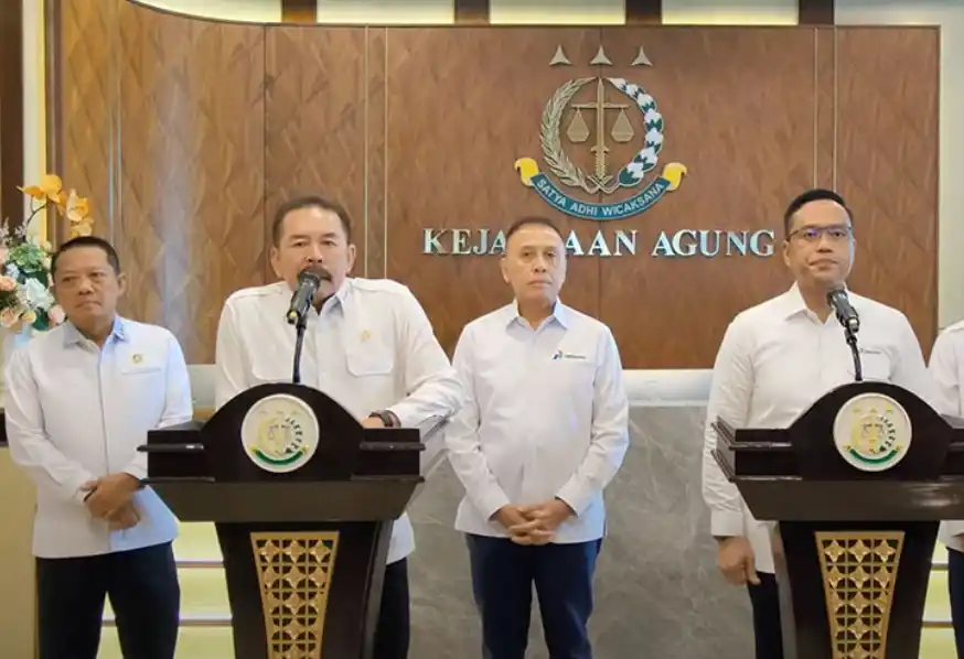 Konferensi Pers Jaksa Agung dengan Direktur Utama Pertamina (Foto: Dok MI/Aswan)