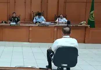 Sidang terdakwa korupsi tabungan wajib perumahan angkatan darat korupsi tabungan perumahan jenderal TNI (Foto: Istimewa)