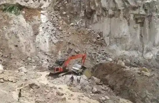 Longsor tambang batu di Desa Marjanji Aceh, Kabupaten Asahan, Sumatera Utara (Foto: Ist)