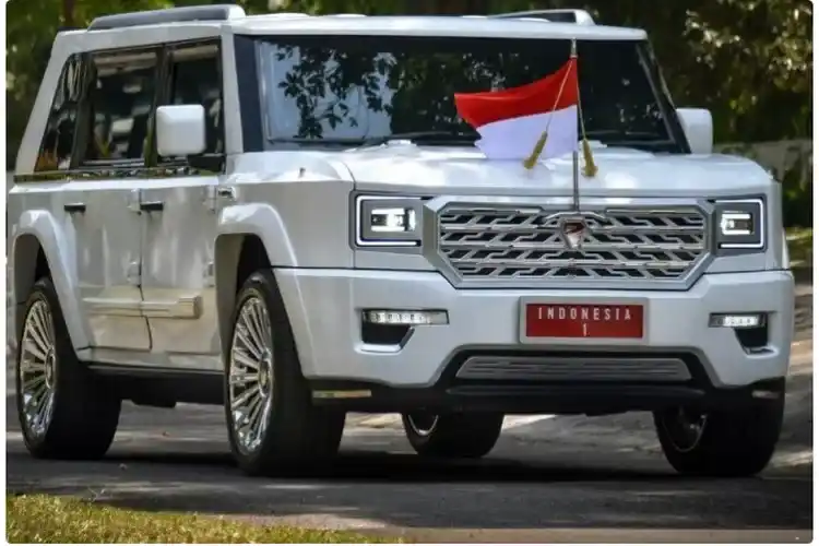 Mobil buatan dalam negeri dari PT Pindad, sebagai kendaraan resmi kenegaraan. (Foto: Ist)