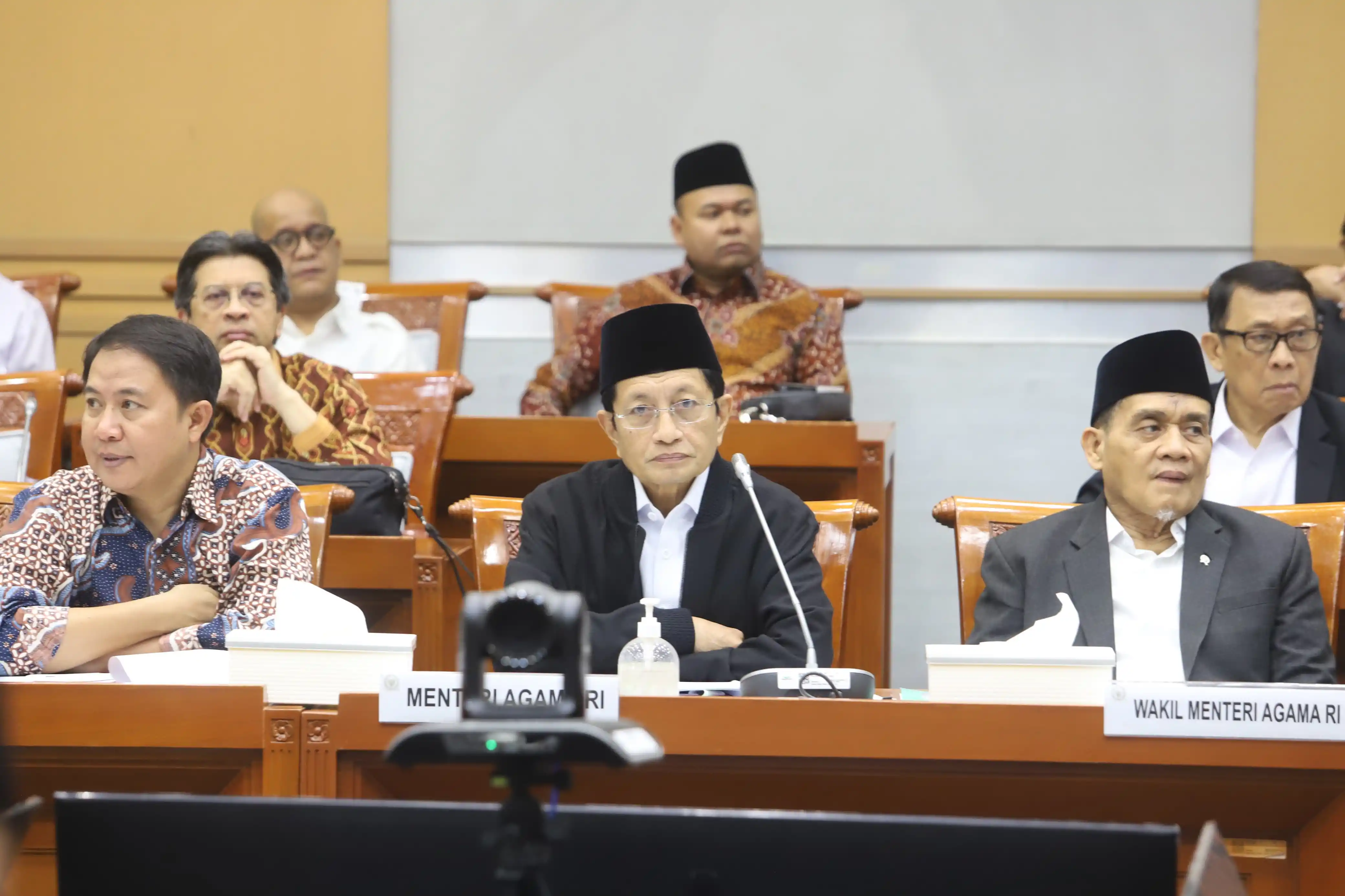 Menteri Agama Nasaruddin Umar saat Raker dengan Komisi VIII DPR. (Foto: Rizal)