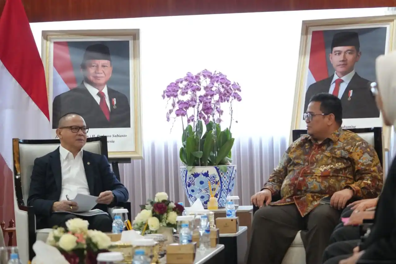 Menteri P2MI Mukhtarudin menerima Ketua Bawaslu RI, Rahmat Bagja. (Dok. MI)