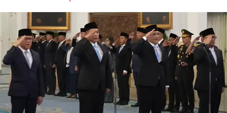 Pelantikan dan pengambilan sumpah jabatan menteri oleh Presiden Prabowo Subianto di Istana Negara, Senin (8/9/2025). [Foto: Tangkapan layar/@SekretariatPresiden]