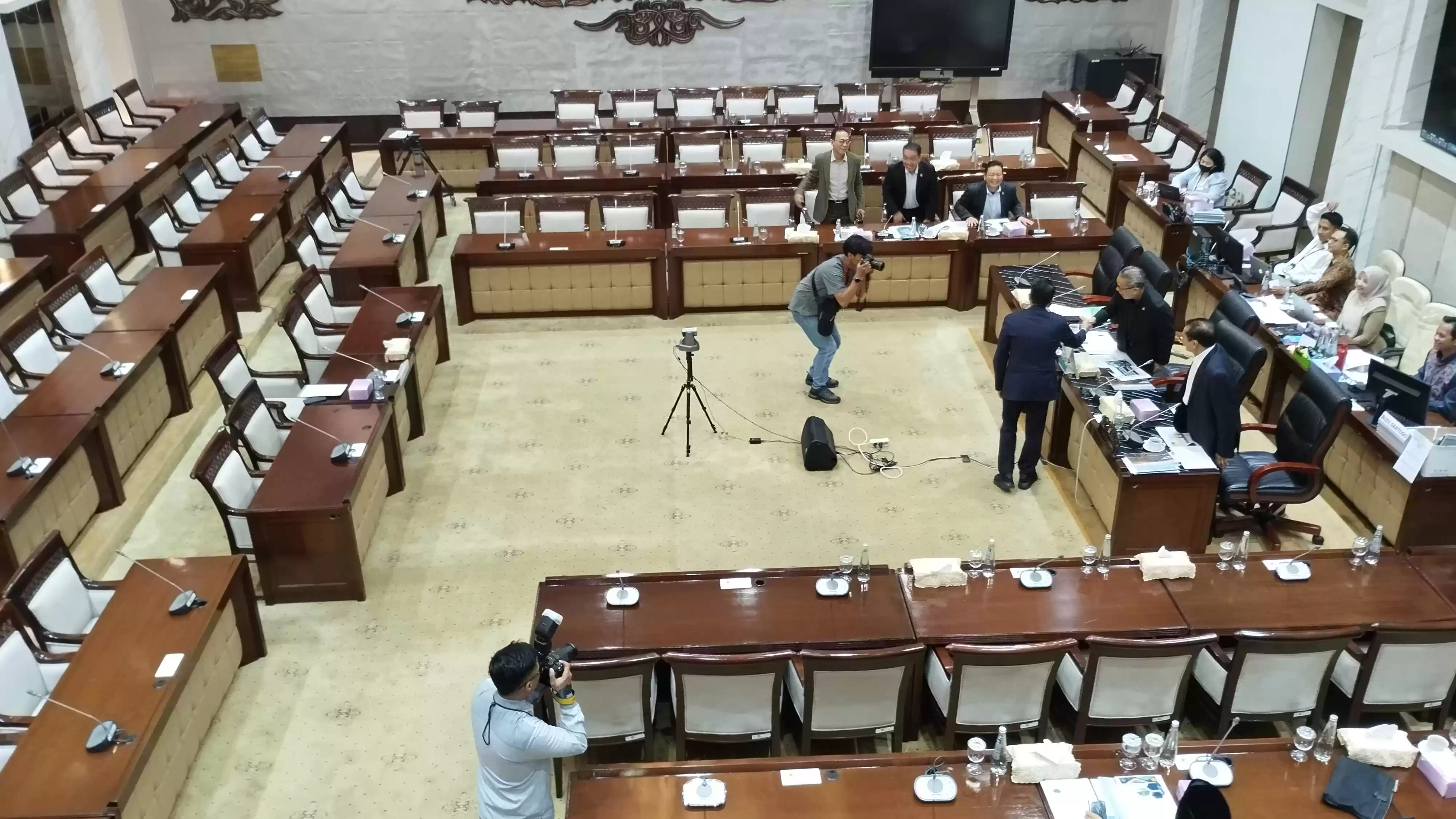 Anggota Komisi XI DPR RI Mukhammad Misbakhun ikuti Fit and Proper Test kepada 74 calon anggota BPK RI di Komisi XI DPR (Foto: MI/Dhanis)