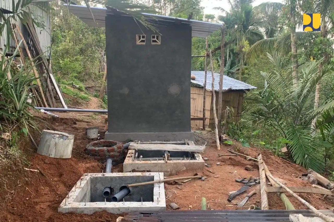 Kementerian PU bangun Penyediaan Air Minum dan Sanitasi Berbasis Masyarakat (Pamsimas) serta Sanitasi Berbasis Masyarakat (Sanimas) di NTT