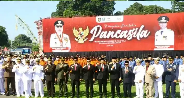 Pasukan Upacara Peringatan Hari Lahir Pancasila di Alun-alun Kota Blitar (Foto: Dok/JK-MI)
