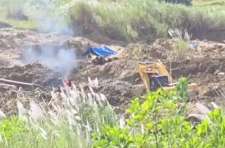 Penambangan ilegal di Kabupaten Bombana, Sulawesi Tenggara (Foto: Ist)