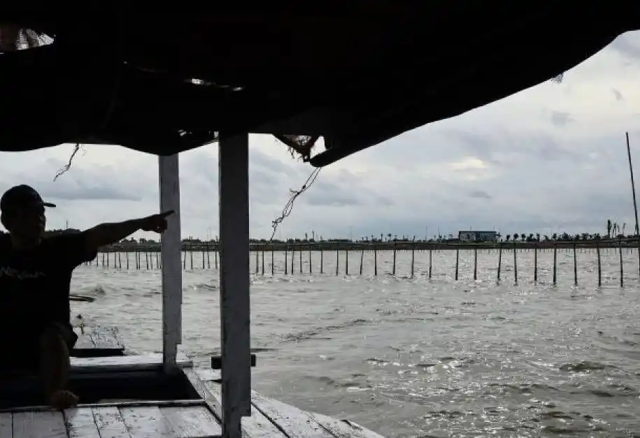 Pagar laut sepanjang 30,16 kilometer di pesisir utara Kabupaten Tangerang (Foto: Dok MI)