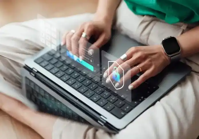 Kerja sama Kejaksaan Agung dengan sejumlah penyedia layanan telekomunikasi terkait penyadapan dinilai "problematis" oleh pengamat dan pegiat hak digital karena tindakan itu tergolong pengawasan massal yang berpotensi melanggar hak atas privasi. (Ilsutrasi)