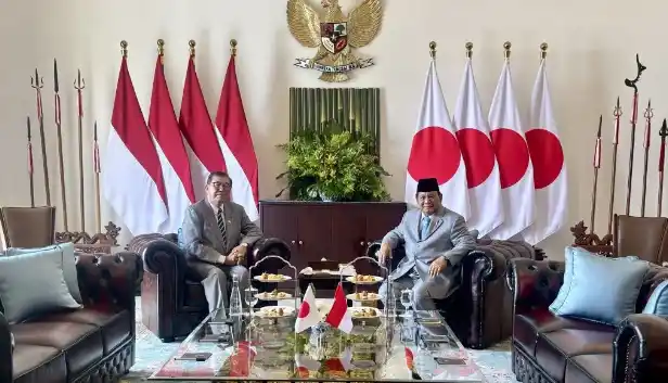 Perdana Menteri (PM) Jepang, Shigeru Ishiba (Kiri) dan Presiden Republik Indonesia, Prabowo Subianto (Kanan) Foto: Repro)