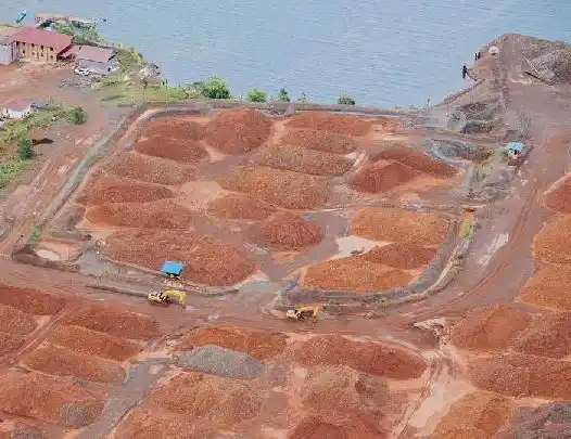 Penambangan nikel PT Kawei Sejahtera Mining di Pulau Kawe, Distrik Waigeo Barat, Raja Ampat, Papua Barat Daya, 4 Mei 2025.