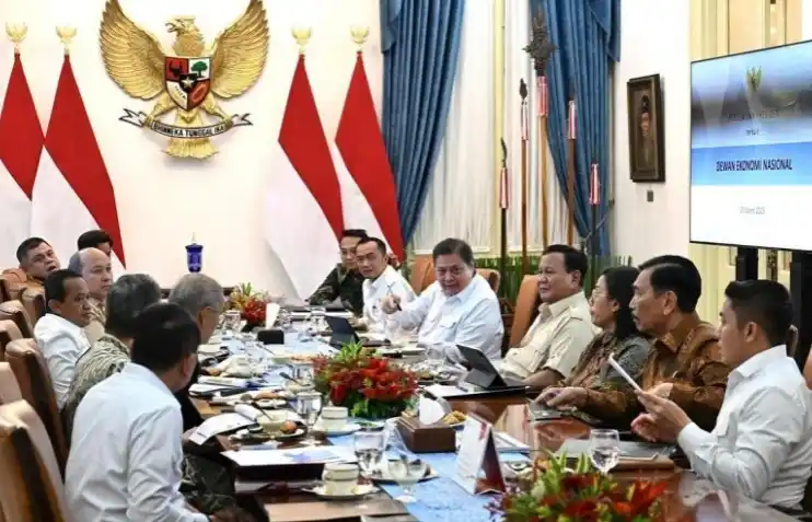 Prabowo Menggelar Rapat Terbatas di Istana Merdeka, Jakarta (Foto: Repro)