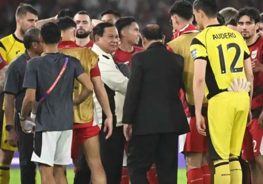 Presiden Prabowo Bersama Para Pemain Tim Nasional Indonesia (Foto: Ist)