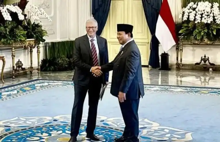 Presiden Prabowo bersama pendiri Microsoft, Bill Gates (Foto: Ist)