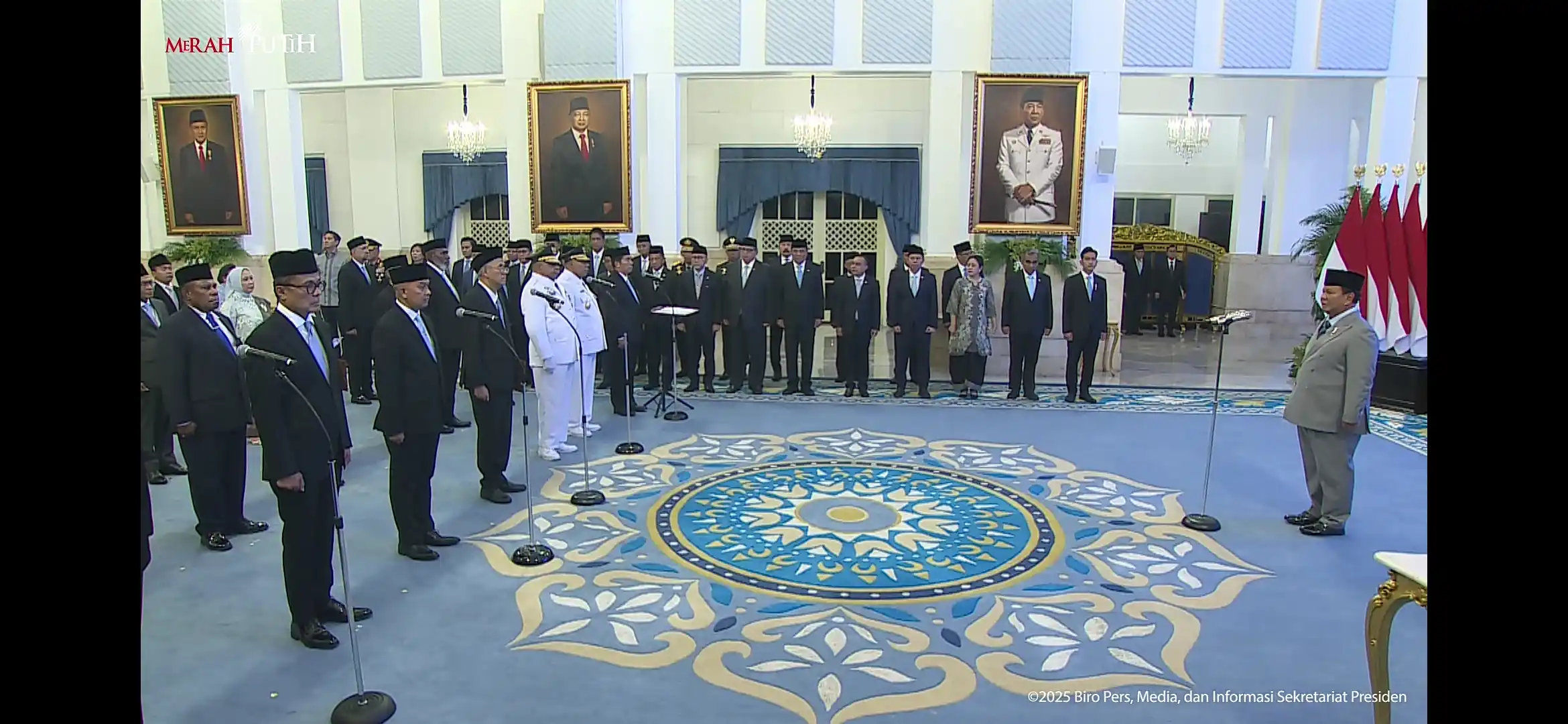 Presiden Prabowo Subianto melantik sejumlah pejabat di Istana Negara (Foto: Tangkapan Layar)