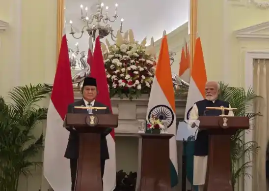 Presiden Prabowo Subianto (Kiri) dan Perdana Menteri India Narendra Modi (Kanan) (Foto: Repro)