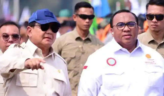 Presiden RI Prabowo Subianto bersama Presiden Konfederasi Serikat Pekerja Seluruh Indonesia (KSPSI) Andi Gani (Foto: Ist)