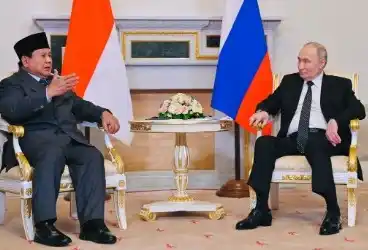 Presiden RI, Prabowo Subianto dan Presiden Rusia Vladimir Putin (Foto: Kemensetneg)