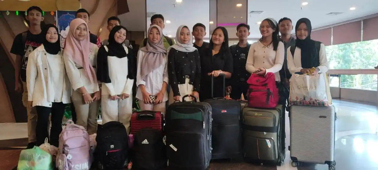 Penerima Program Kelas Beasiswa PT Timah [Foto: Doc. PT Timah]