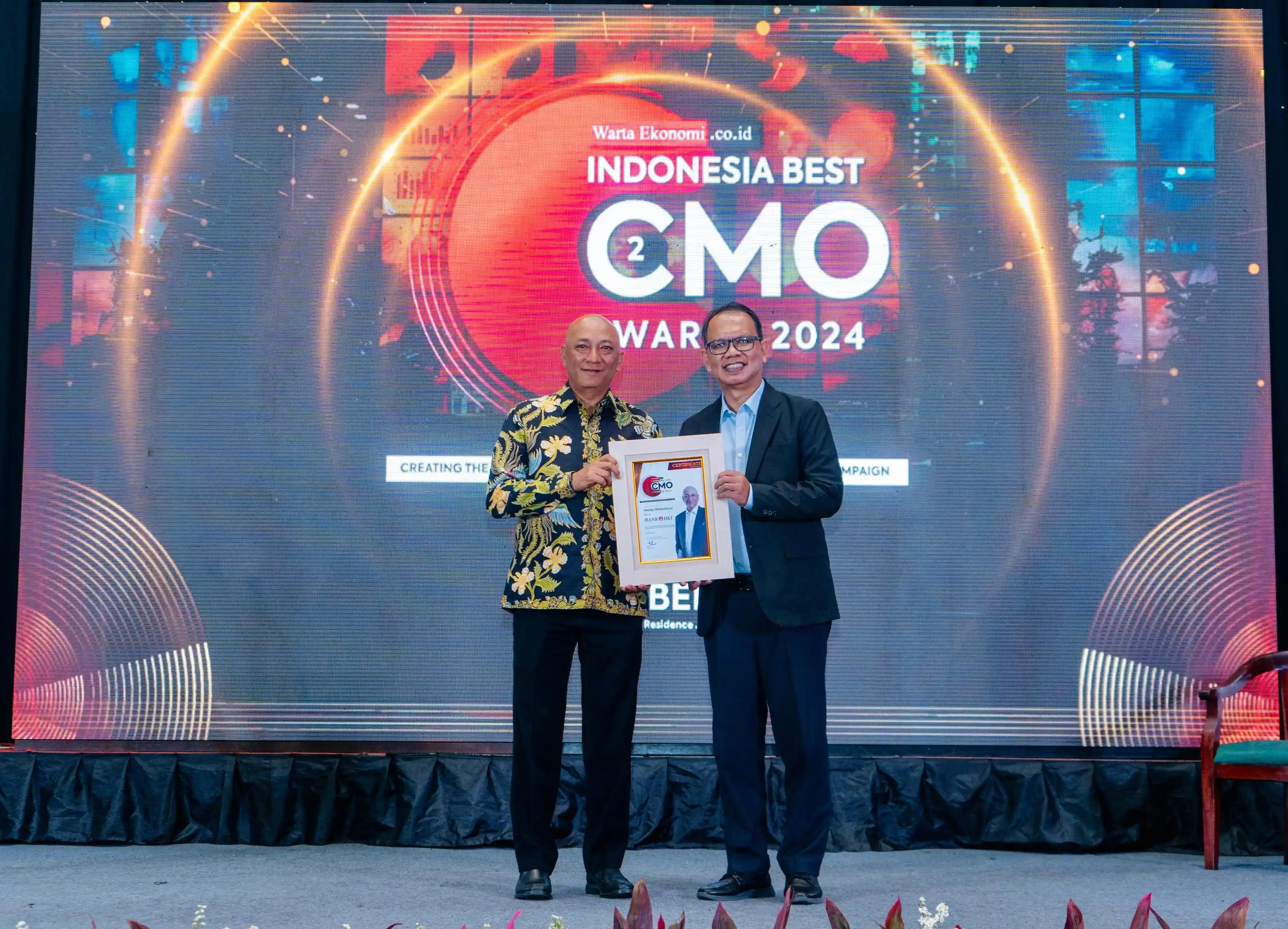 Bank DKI Raih Indonesia Best CMO Award dan Properti Indonesia Award 2024 [Foto: Doc. Bank DKI]