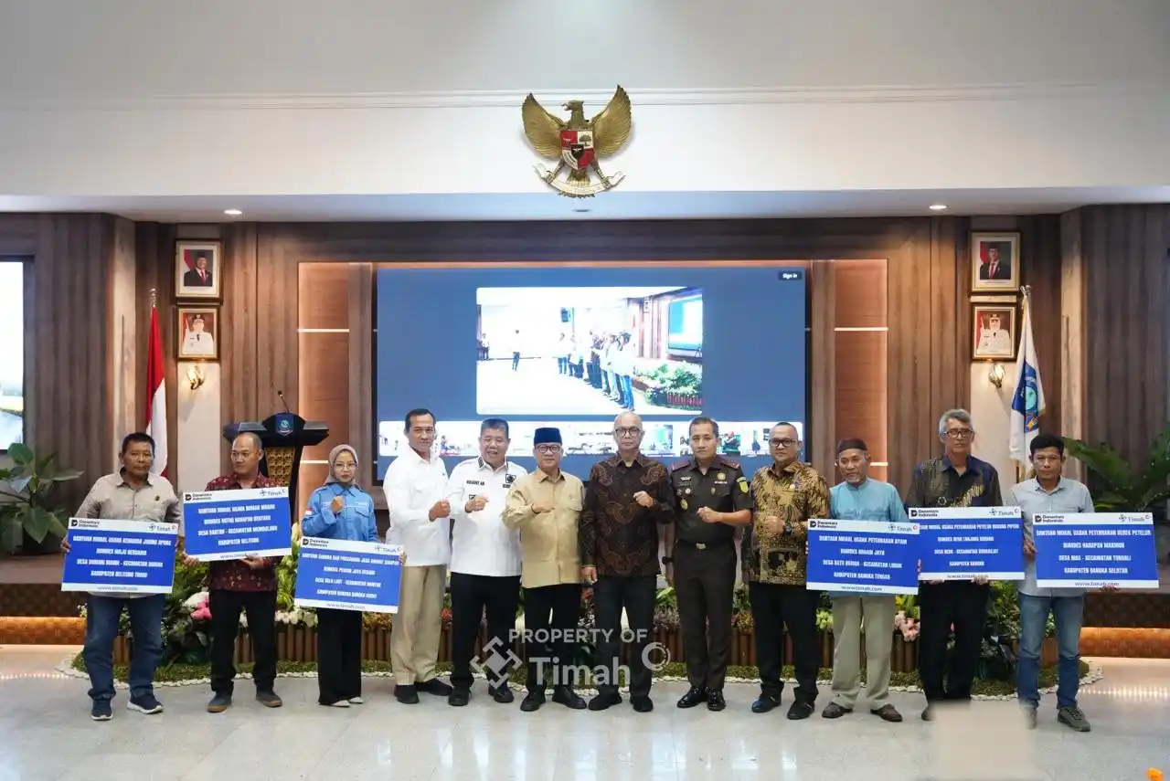 PT Timah Serahkan Bantuan untuk 18 BUMDes di Bangka Belitung [Foto: Doc. PT Timah]