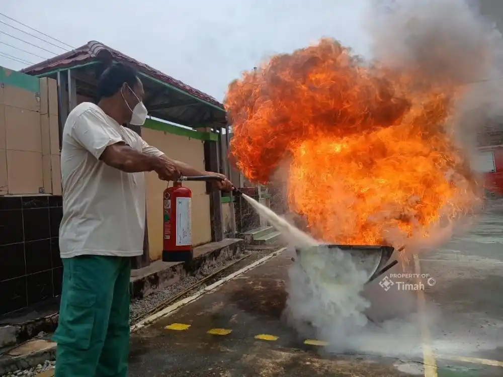 PT TIMAH Tbk Gelar Pelatihan Tanggap Bencana Bersama Pemerintah Desa Air Putih [Foto: Doc. PT Timah]