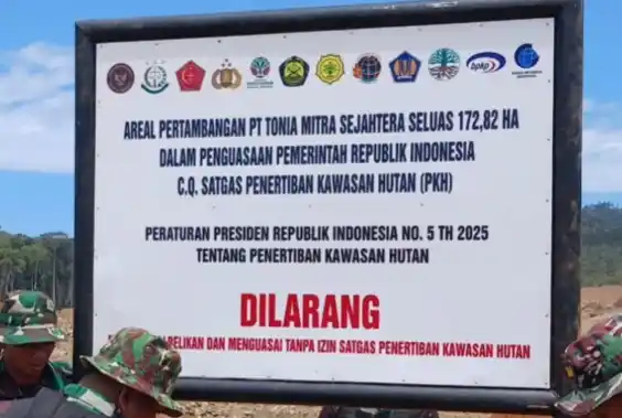 Satuan Tugas (Satgas) Penertiban Kawasan Hutan (PKH) yang dipimpin Jaksa Agung Muda Bidang Tindak Pidana Khusus (Jampidsus) Kejaksaan Agung (Kejagung) Febrie Adriansyah menyegel konsesi tambang nikel PT Tonia Mitra Sejahtera, serta PT Toshida Indonesia dan PT Suria Lintas Gemilang. Mengapa PT Putra Kendari Sejahtera (PKS) yang diduga melakukan pelanggaran serupa di kawasan hutan produksi terbatas dan hutan lindung Kompleks Lalindu tak turut disentuh?