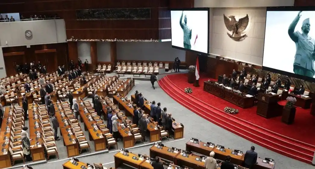 Menteri dan Wamen Dilarang Rangkap Jabatan Komisaris di struktur BUMN (Foto: Ist)