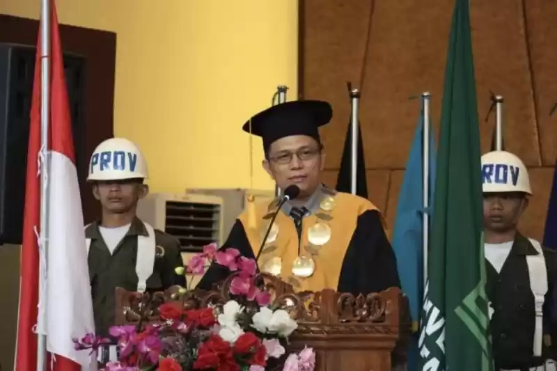 Rektor UIN Suska Riau Prof Dr Khairunnas Rajab. [Foto: ANTARA]