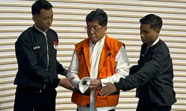 Konferensi pers terkait penahanan Rudy Ong digelar di gedung KPK, Jakarta Selatan, Senin (25/8/2025). Rudy ditahan setelah ditetapkan sebagai tersangka kasus dugaan korupsi izin usaha pertambangan (IUP) di Kaltim. Foto: Dok MI/Aan