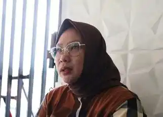 Ade Andriani, istri almarhum Sandy Permana (Foto: Dok MI/Repro)