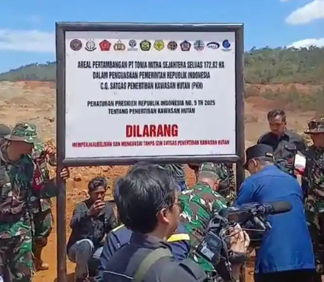 Satgas PKH Menyegel Kawasan Konsesi Nikel PT TMS di Pulau Kabaena, Kabupaten Bombana (Foto: Ist)