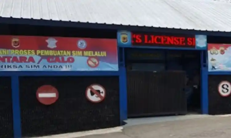 Kantor Satpas SIM Polres Garut, Jl. Jendral Sudirman No.204, Sucikaler, Kec. Karangpawitan, Kabupaten Garut, Jawa Barat.