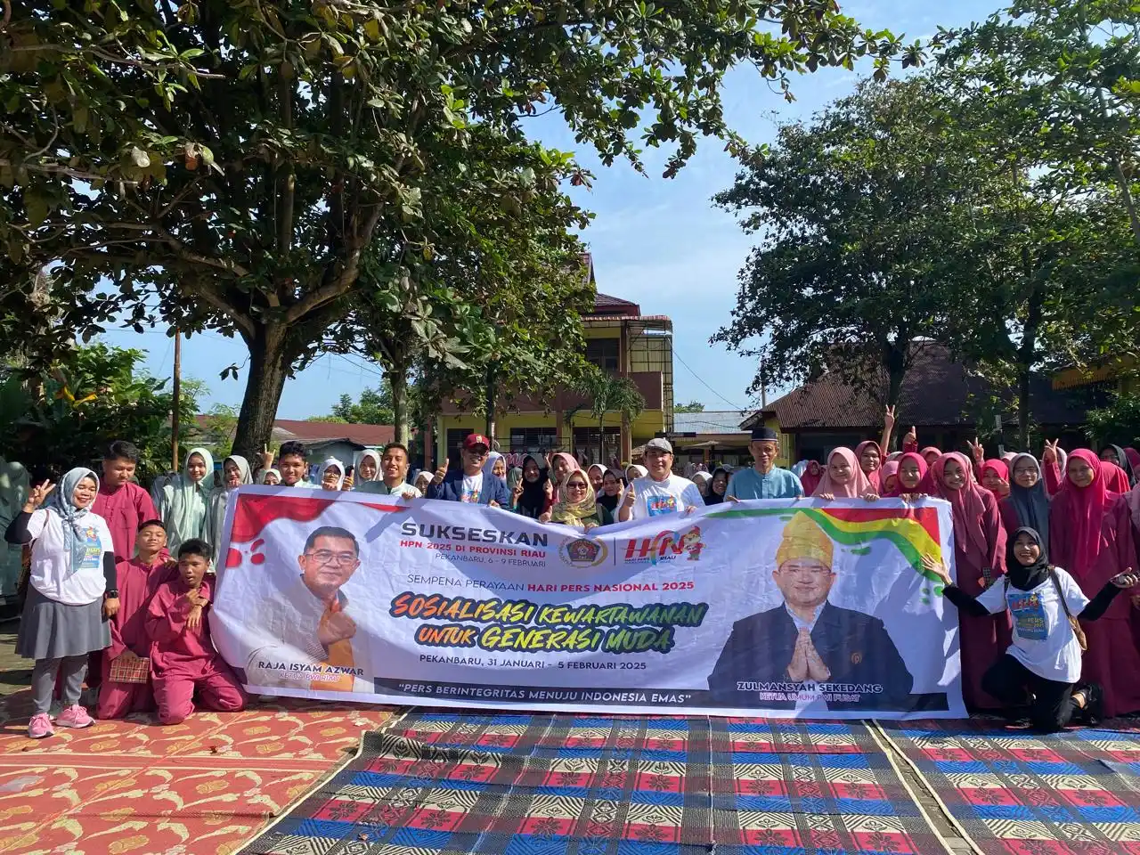 Persatuan Wartawan Indonesia (PWI) Riau menggelar kegiatan sosialisasi kewartawanan bagi siswa dan siswi di SMA Negeri 5 Pekanbaru, pada Jumat (31/1/2025) (Foto: Istimewa)