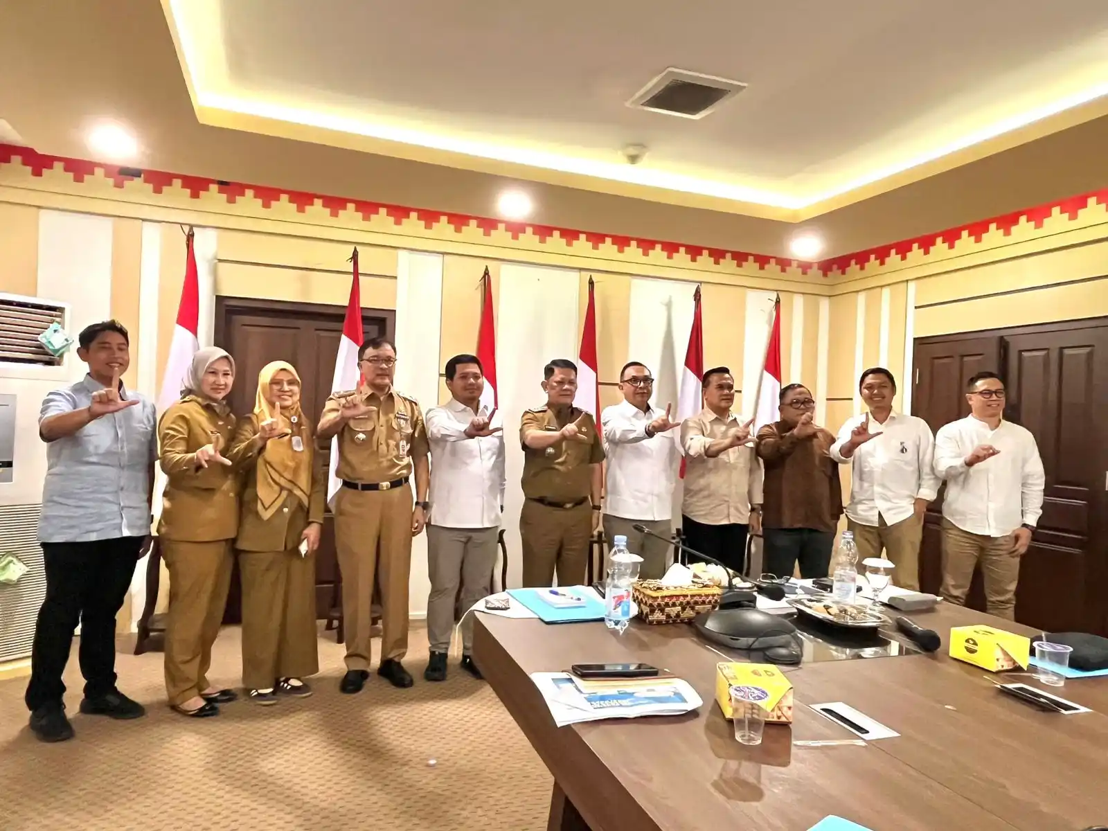 Staf Khusus Menteri P2MI bidang Mitigasi Risiko dan Optimalisasi Pelindungan, Penempatan, dan Kesejahteraan Pekerja Migran, Bintang Wahyu Saputra, usai pertemuan dengan Pemerintah Provinsi Lampung. (Foto..Humas.KemenP2MI)
