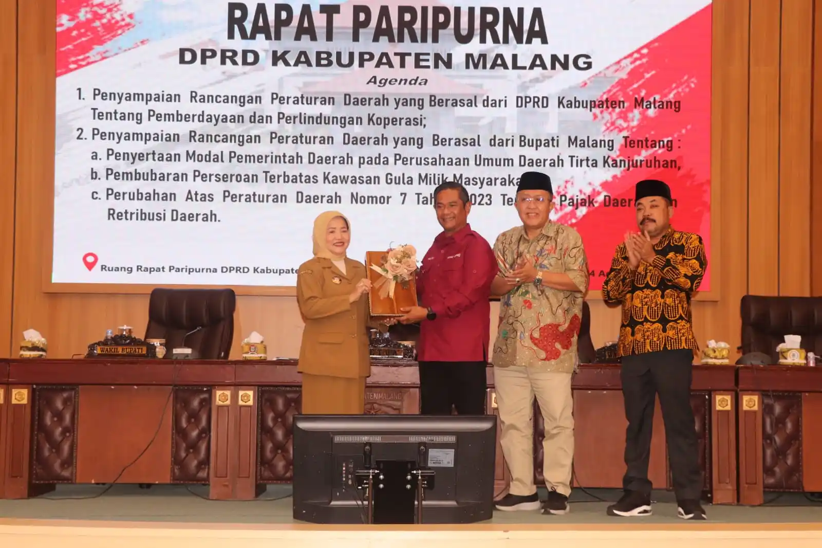 Suasana kegiatan rapat paripurna DPRD Kabupaten Malang. (Foto : Dok MI/Rina Sugeng Yuliani)
