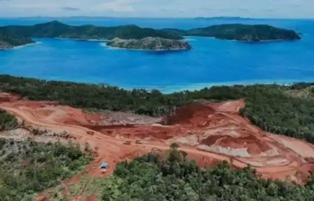 Aktifitas pernambangan nikel di Kawasan Raja Ampat, Papua (Foto: Ist)