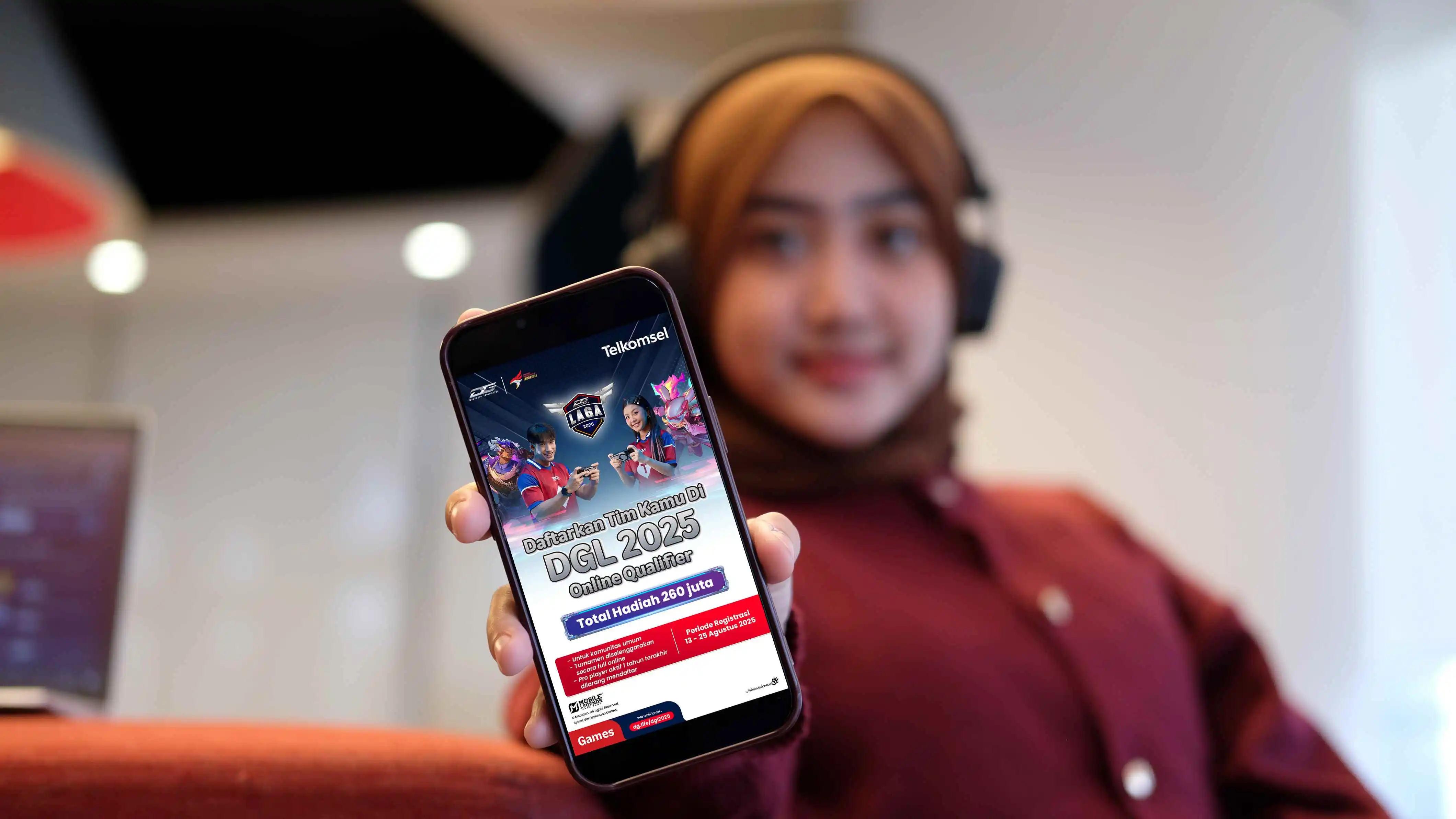 Dunia Games Laga (DGL) 2025, turnamen esports komunitas Mobile Legends: Bang Bang dengan total hadiah Rp260 juta membuka kualifikasi online hingga 25 Agustus 2025 melalui dg.life/dgl2025 [Foto: Doc. Telkomsel]