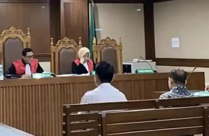 Dua Pejabat Penting PT Pembangunan Perumahan Duduk di Kursi Pesakitan Jadi Terdakwa Kasus Proyek Pengadaan Fiktif, Jaksa Ungkap Modus EPC. (Foto: Dok MI)