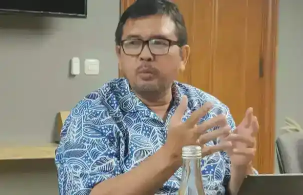 Timboel Siregar mengusulkan agar kepesertaan PBI JKN yang dinonaktifkan diaktifkan langsung di fasilitas kesehatan, sekaligus mendorong revisi PP 101/2012 (Foto: Dok MI)