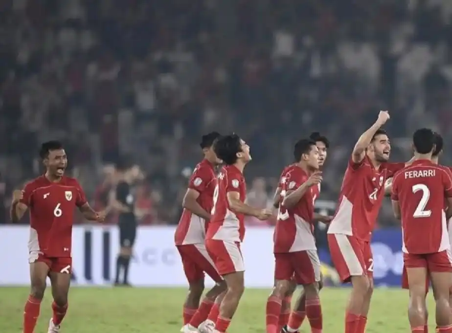 Ekspresi dari pesepak bola Timnas U-23 Indonesia saat adu penalti dengan Timnas U-23 Thailand dalam pertandingan semifinal Piala AFF U-23 2025 di Stadion Utama Gelora Bung Karno (SUGBK), Senayan, Jakarta, Jumat (25/7/2025).