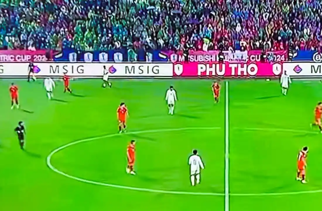 Suasana permainan Timnas Indonesia vs Vietnam Piala AFF 2024 di Stadion Viet tri (Foto: Tangkap Layat)