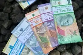 Uang Baru (Foto: Ist)