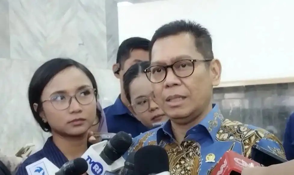Wakil Ketua DPR RI, Adies Kadir (Foto: Istimewa)