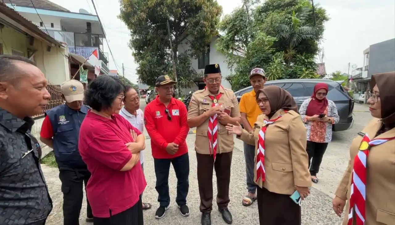 Wiwiek Hargono Tinjau Kerusakan dan Pastikan Perbaikan Cepat Akibat Puting Beliung (Foto: Dokpin)