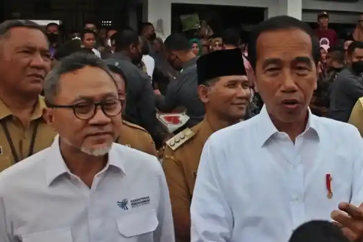 Jokowi dan Zulhas (Foto: Dok MI)